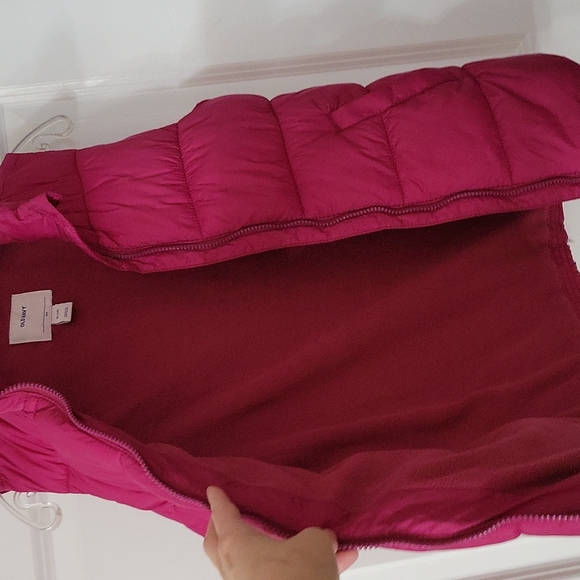 Old Navy kids puffer vest - Picture 6 of 6
